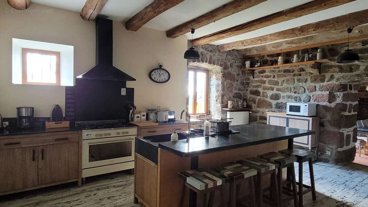 Maison à LA ROCHETTE