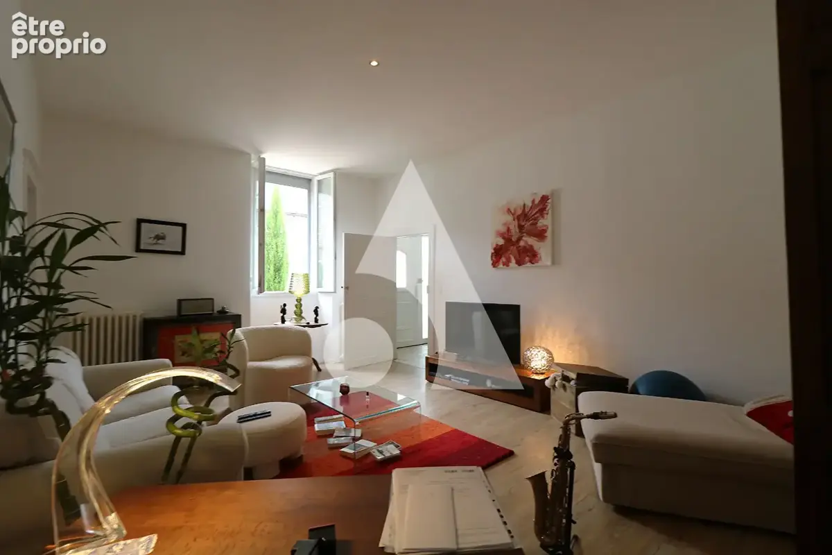 Bigourdane entièrement rénovée de 8 pièces avec T2 totalisant 205.71 m² - photo 4