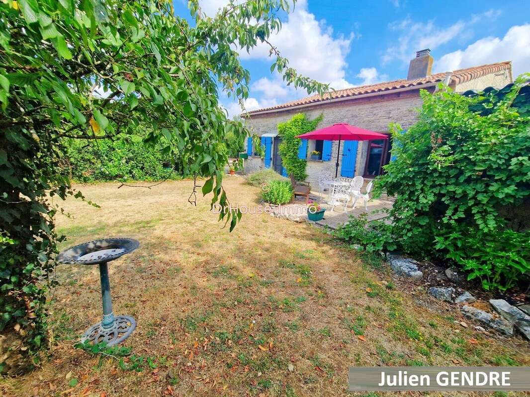 Maison 110 m² à Ensigne  - photo 15