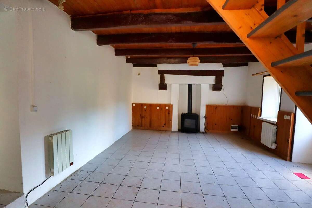 Maison à CARHAIX-PLOUGUER