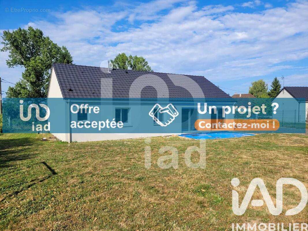 Photo 1 - Maison à DURDAT-LAREQUILLE