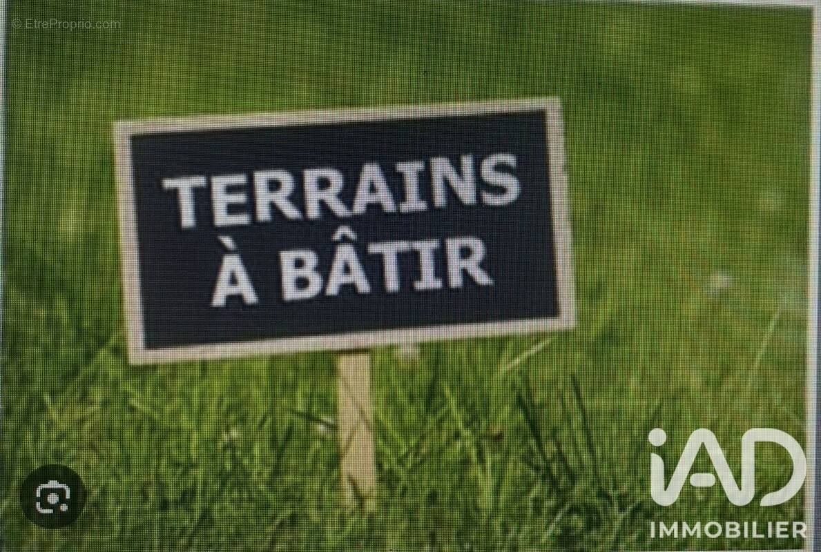 Photo 1 - Terrain à SARCELLES