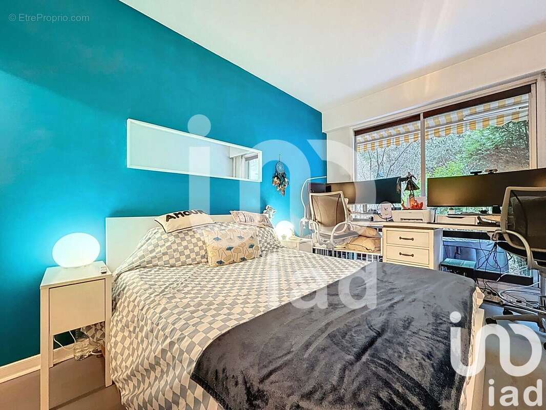 Photo 6 - Appartement à LE MESNIL-LE-ROI