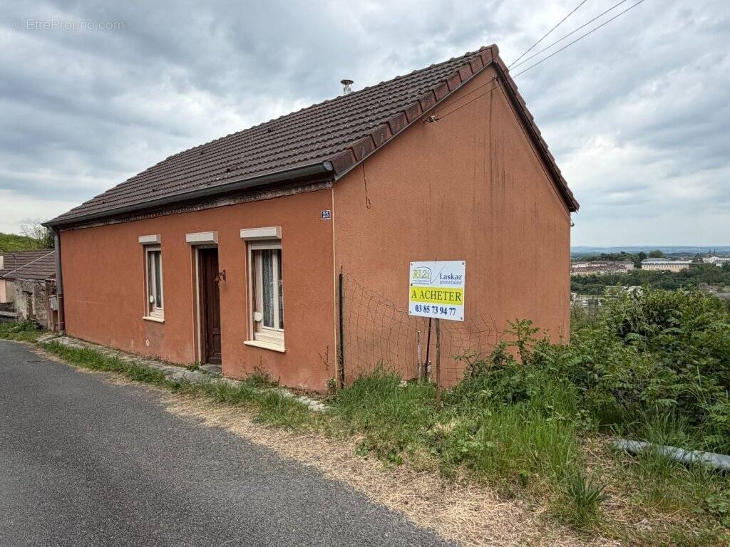 Maison à LE CREUSOT