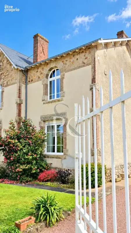 Maison de maître 160 m2 au coeur d'un parc paysager de 1 567 m² - photo 1
