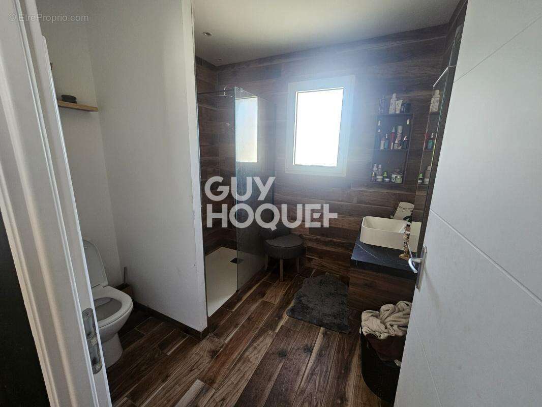 Maison à SURGERES