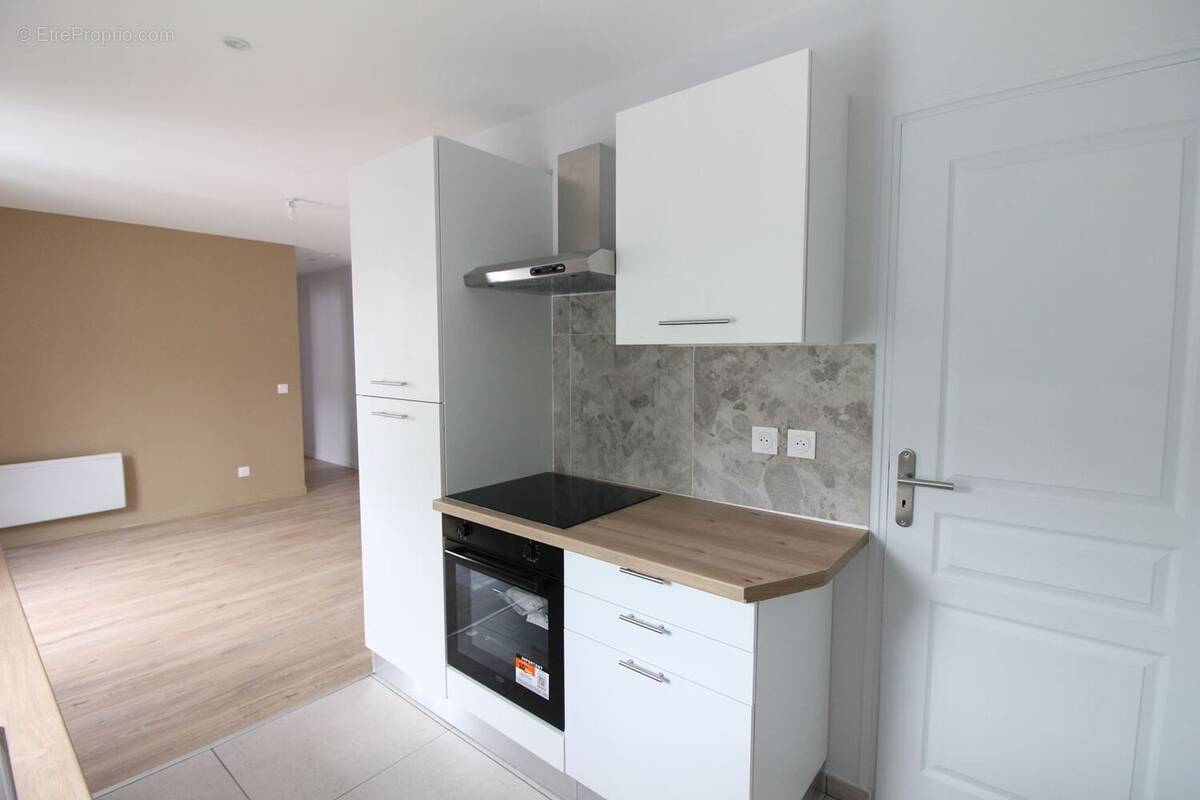 Appartement à PARIS-14E