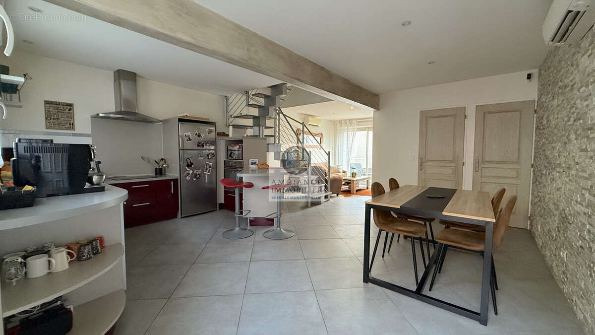 Maison à BOURG-DE-PEAGE