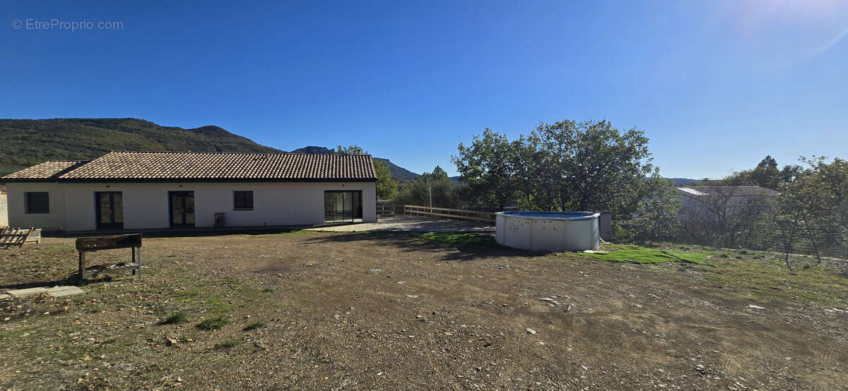 Maison à SAINT-JEAN-DE-LA-BLAQUIERE