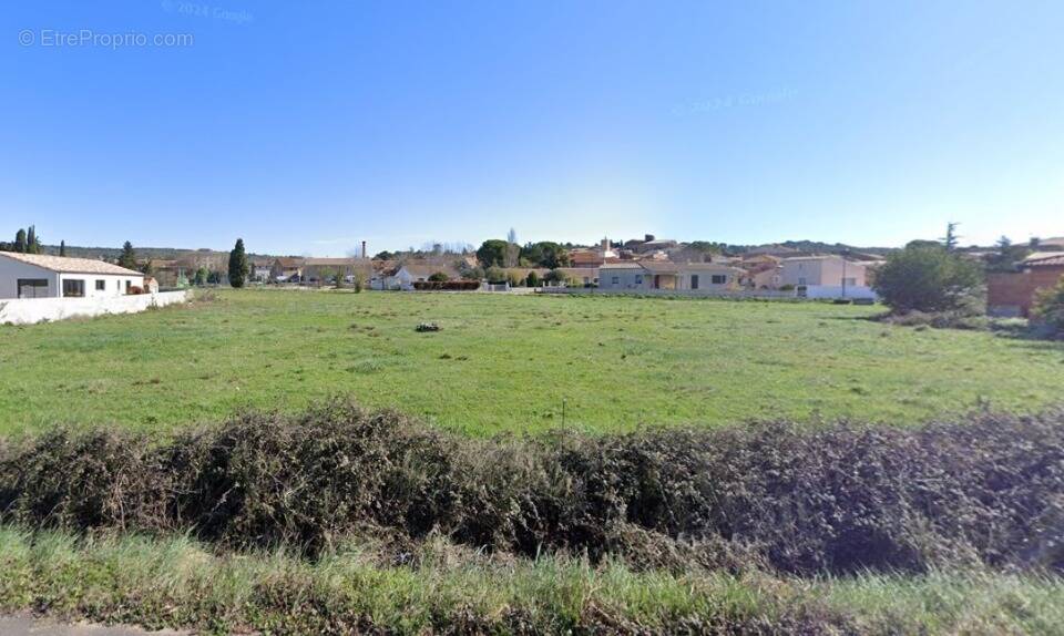 Terrain à BIZANET