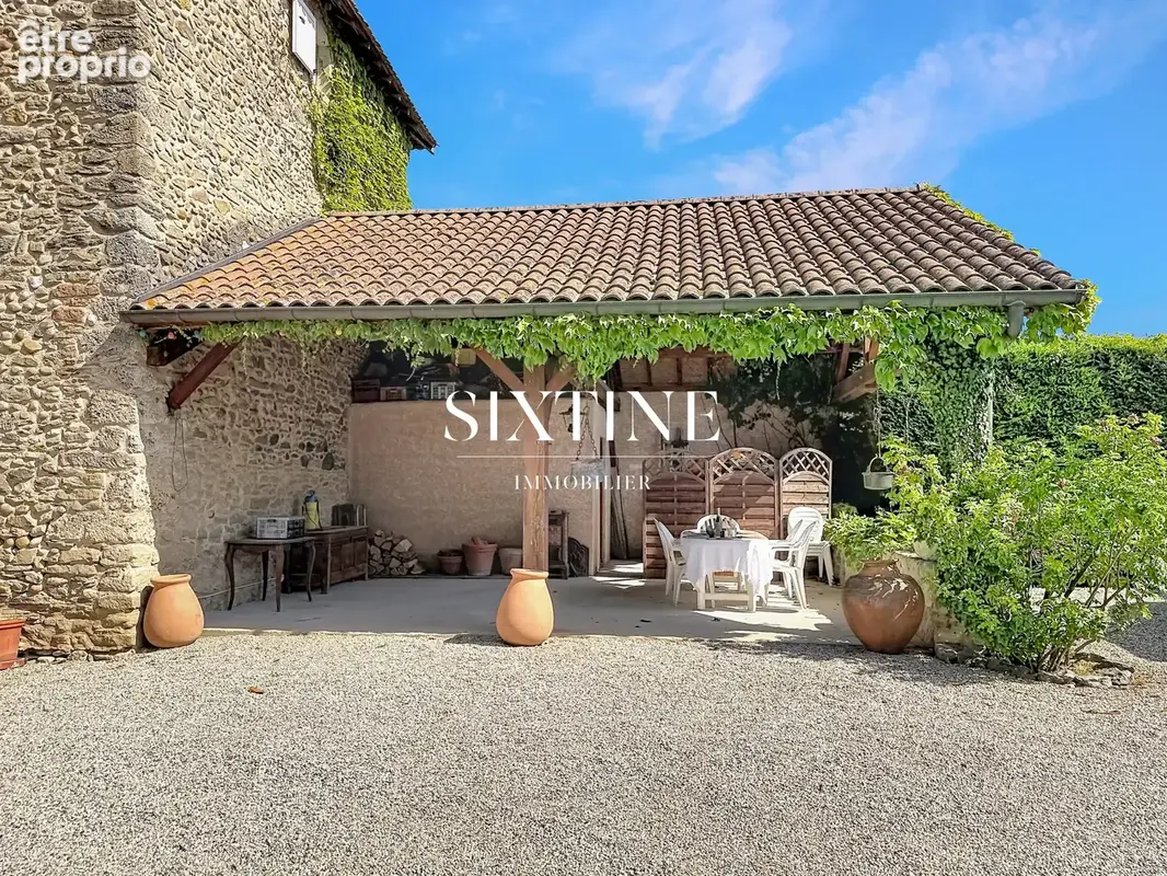 Maison 7 pièces 260 m² à vendre à Bourgoin-Jallieu (38300) - photo 5