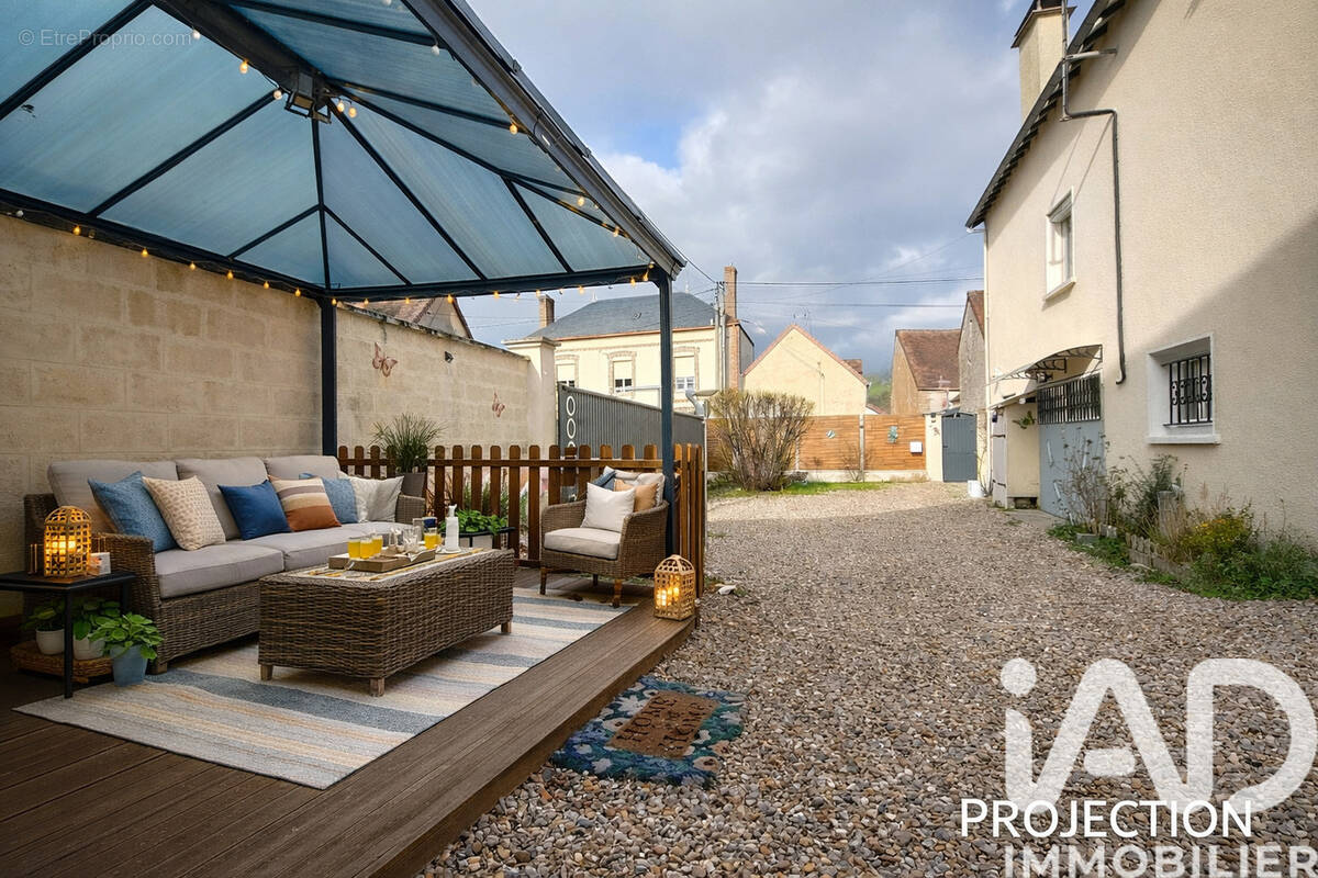 Photo 1 - Maison à LES SIEGES