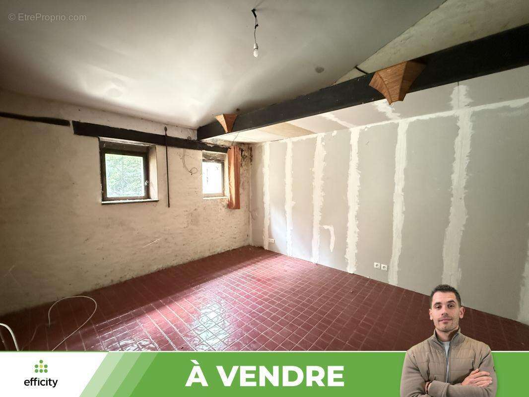 Maison à USSON-DU-POITOU