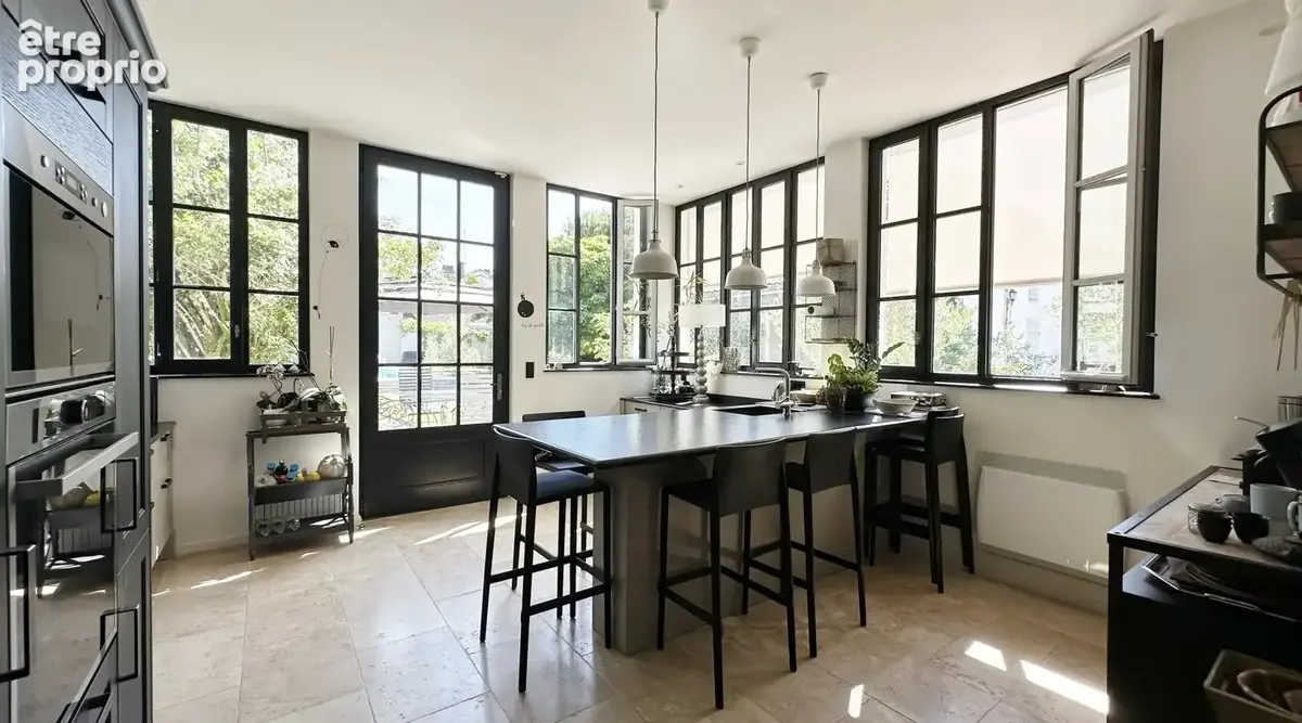 Maison de maitre de type t9 de 330 m2 avec piscine - photo 13