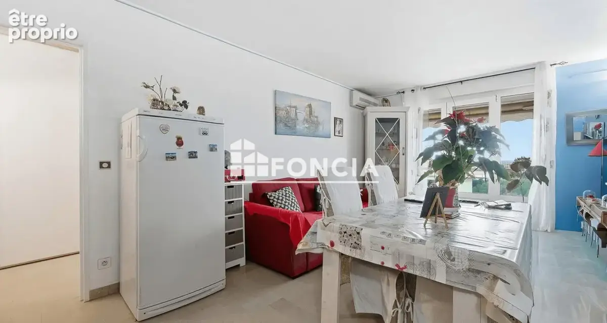 Appartement T2 de 50m2 - parking privatif - cave - photo 5