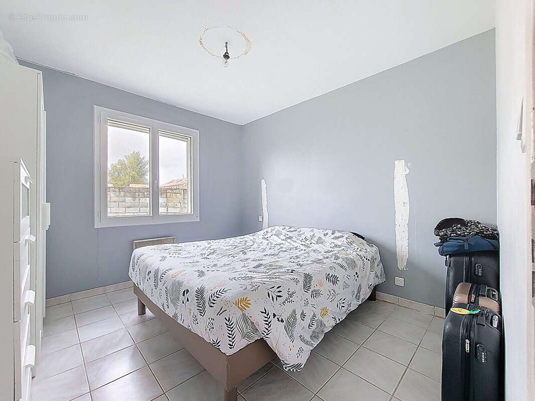 Maison à PAREMPUYRE