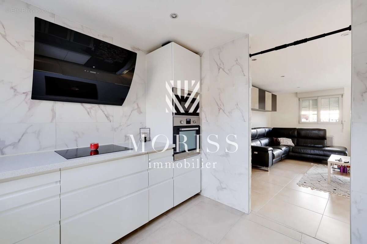 Appartement à ROMAINVILLE