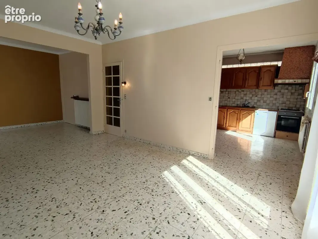 Maison 5 pièces avec  garage et jardin au calme - photo 8