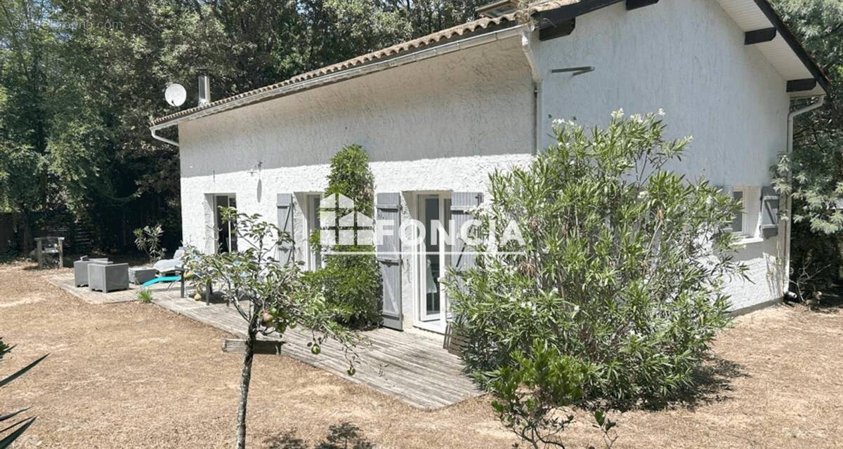 Maison à VIELLE-SAINT-GIRONS