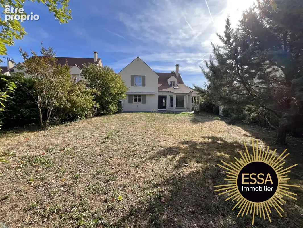 Photo Maison à Chavenay au prix de 690 000€