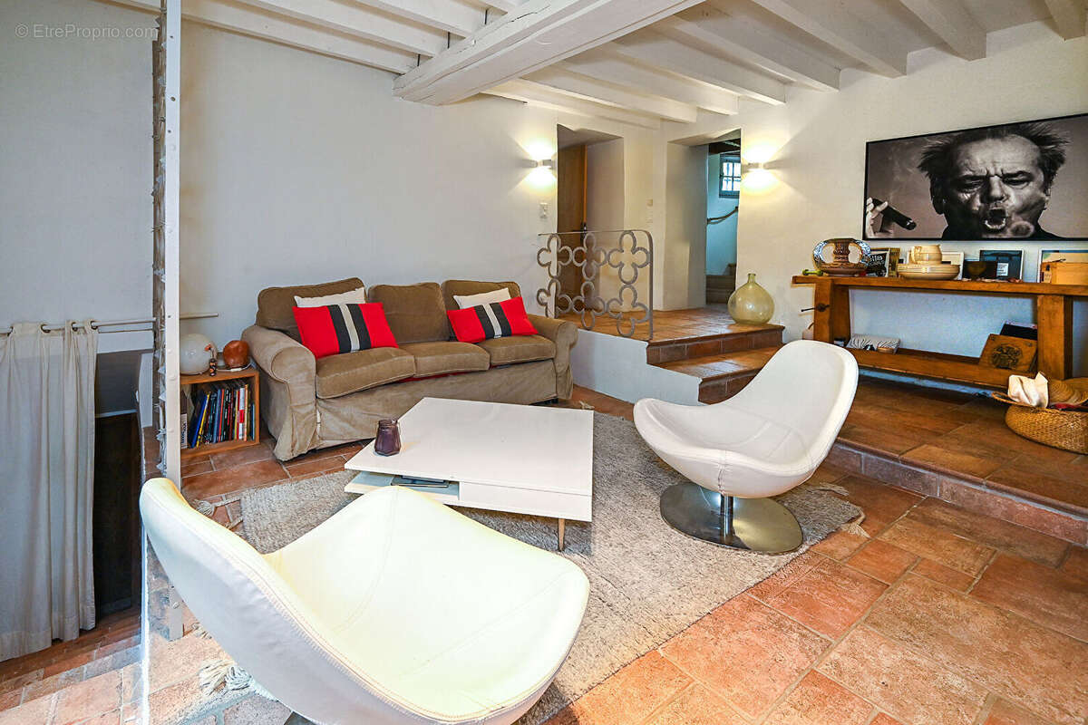 Maison à YEVRE-LA-VILLE