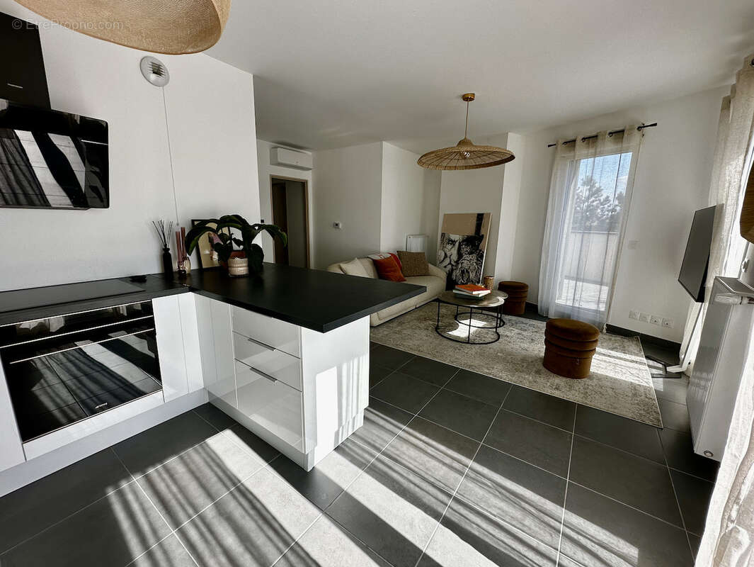 Appartement à CRAPONNE