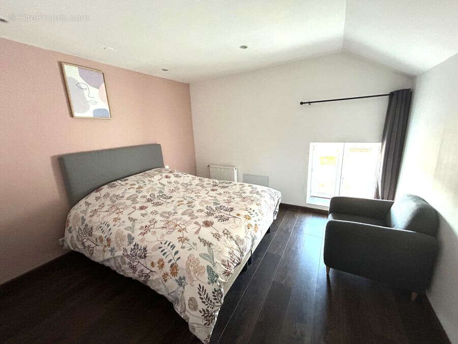 Maison à BRUILLE-SAINT-AMAND