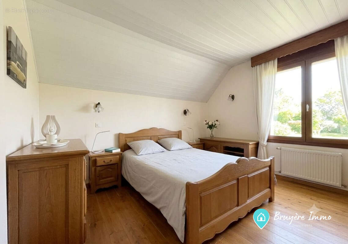 Maison 100 m² à Hirson  - photo 4