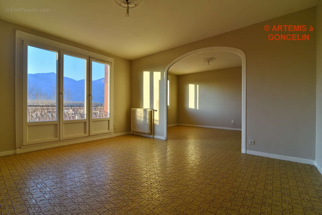 Appartement à VILLARD-BONNOT