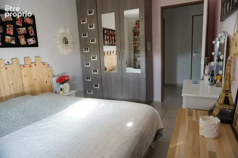 Magnifique pavillon climatisé en plain pied avec garages pour 3 voitures et grande terrasse couverte - photo 13