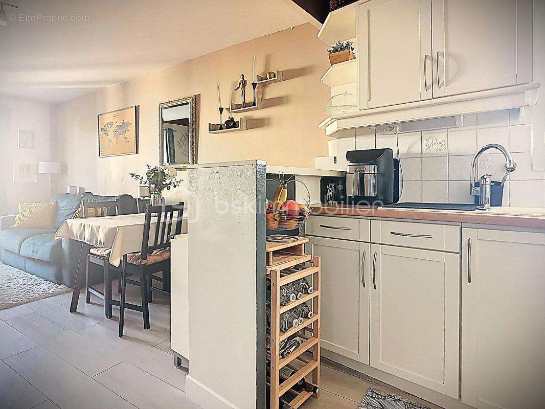 Appartement à BAILLY-ROMAINVILLIERS