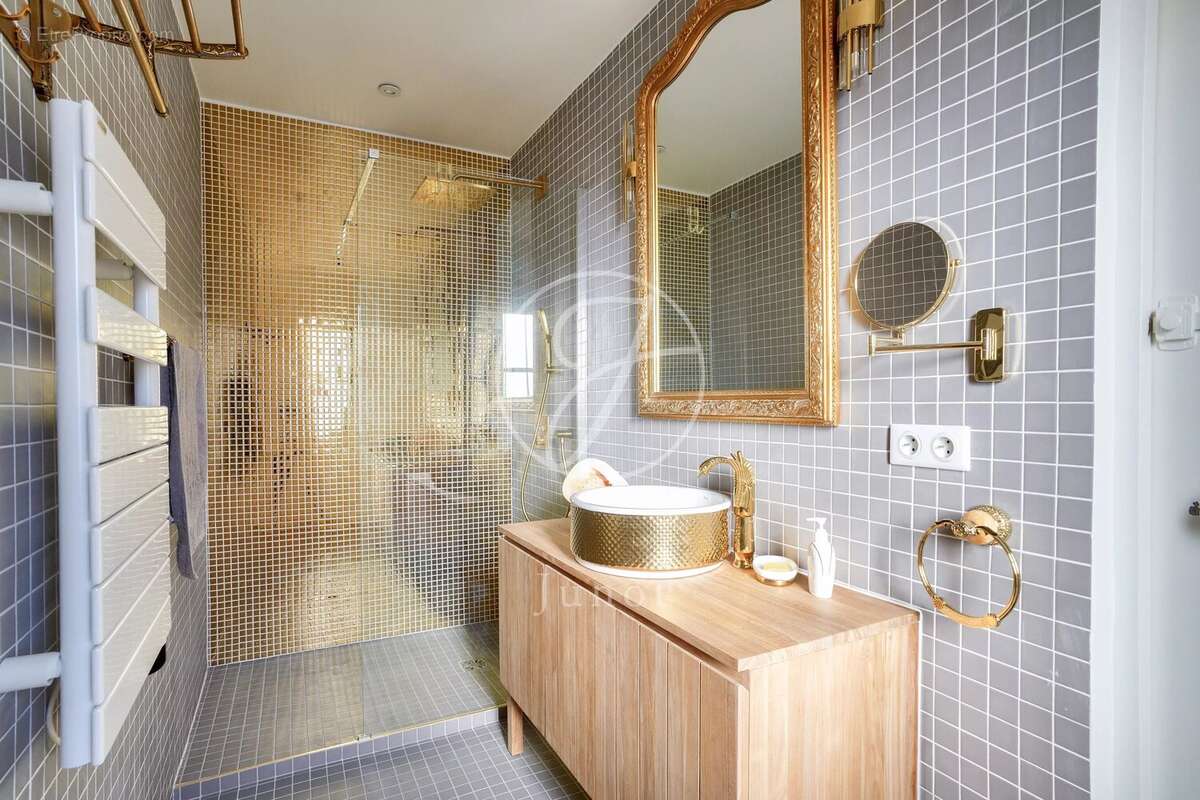 Maison à MAISONS-LAFFITTE