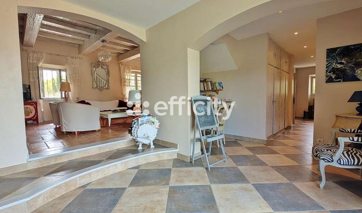 Maison à MAUSSANE-LES-ALPILLES