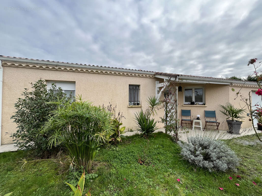 Maison à LA REOLE