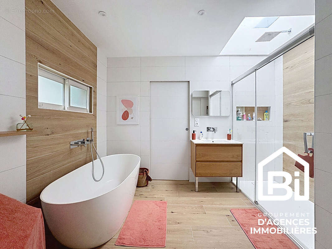 BLANVILLE SUR ORNE - Maison avec piscine - photo 7