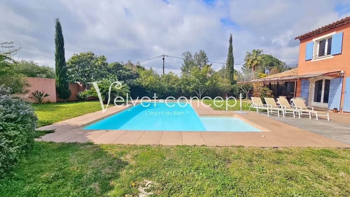 Maison à CAGNES-SUR-MER