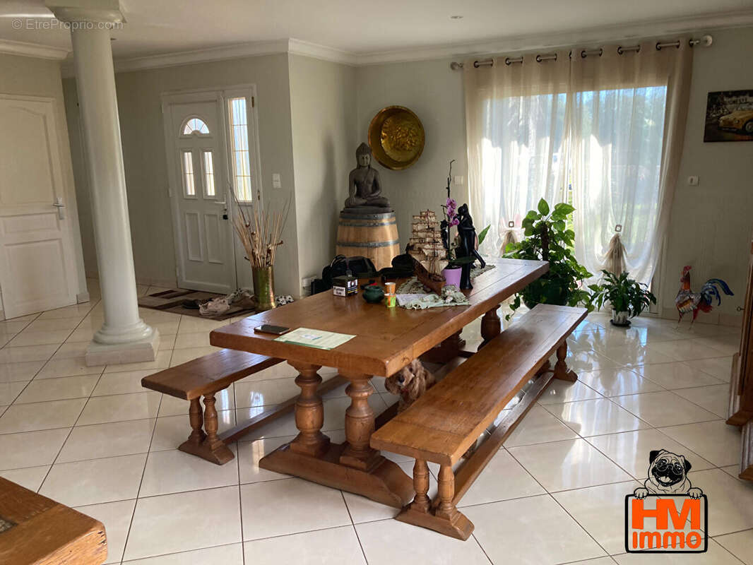 Maison à SAINT-JUST-LE-MARTEL