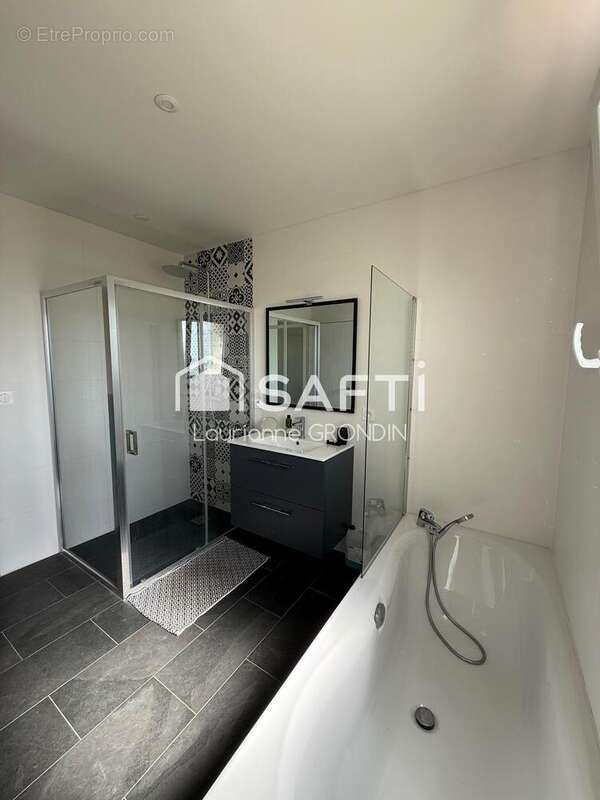 Photo 9 - Maison à SAINT-SULPICE-D'ARNOULT