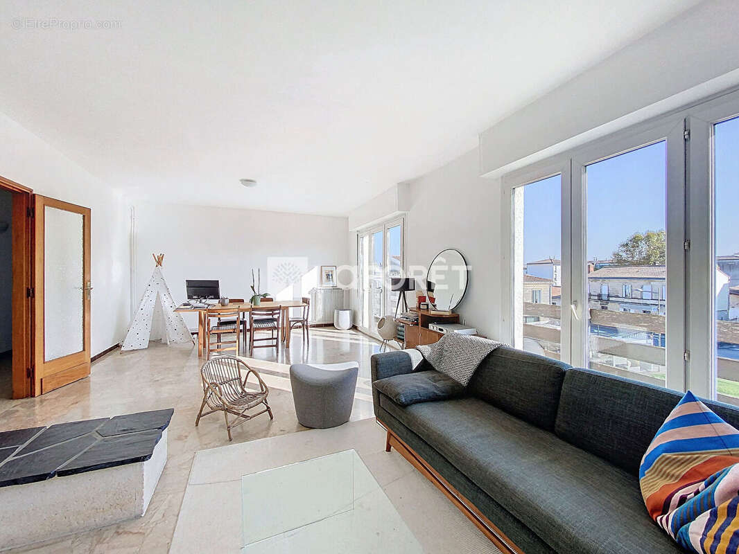 Appartement à PESSAC