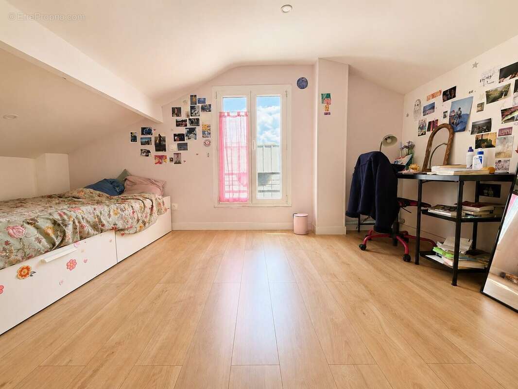 Maison 100 m² à Maisons-Alfort  - photo 6