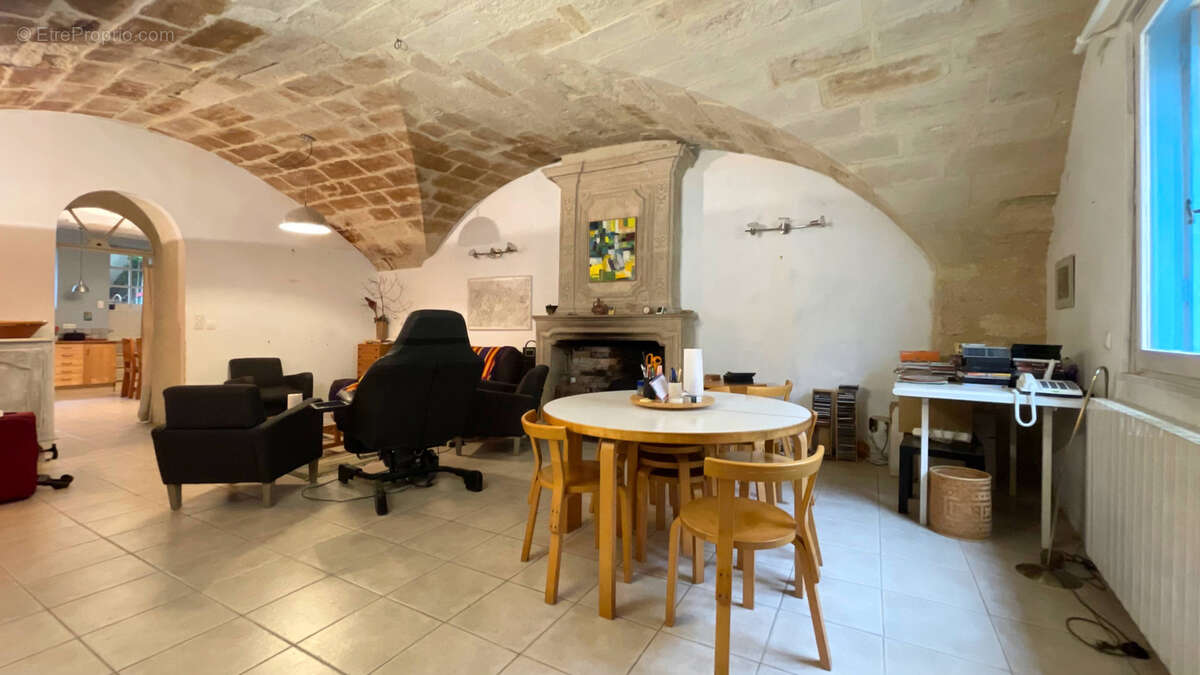 Maison à UZES
