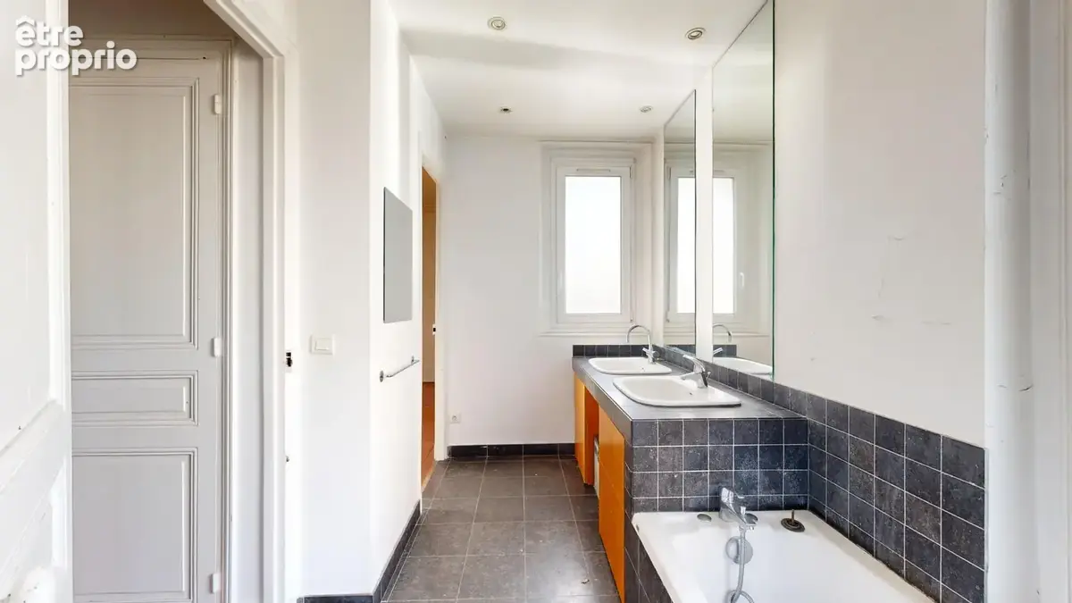 Nanterre centre-ville propriété de charme 225 m²  jardin arboré fort potentiel - photo 16