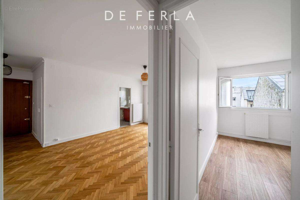 Appartement à PARIS-15E