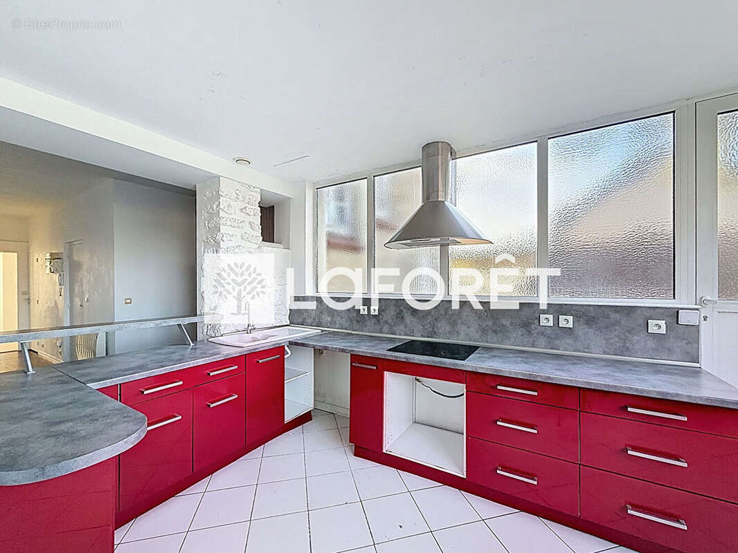 Appartement à MOISSY-CRAMAYEL