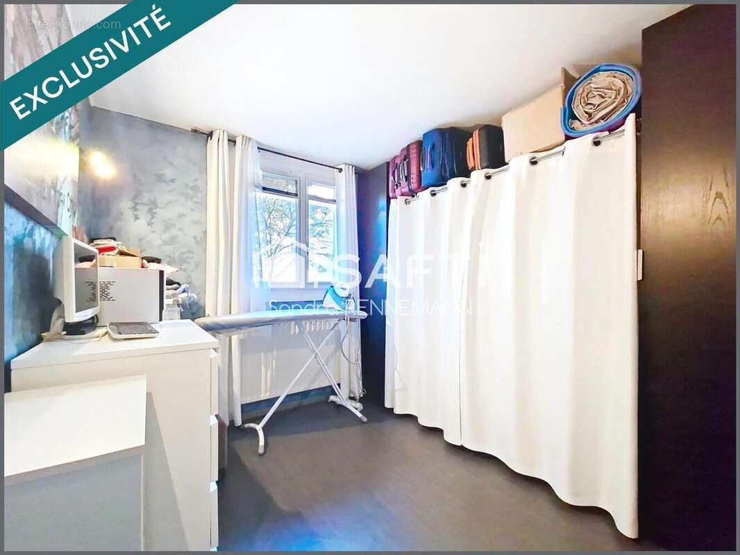 Photo 9 - Appartement à GENNEVILLIERS