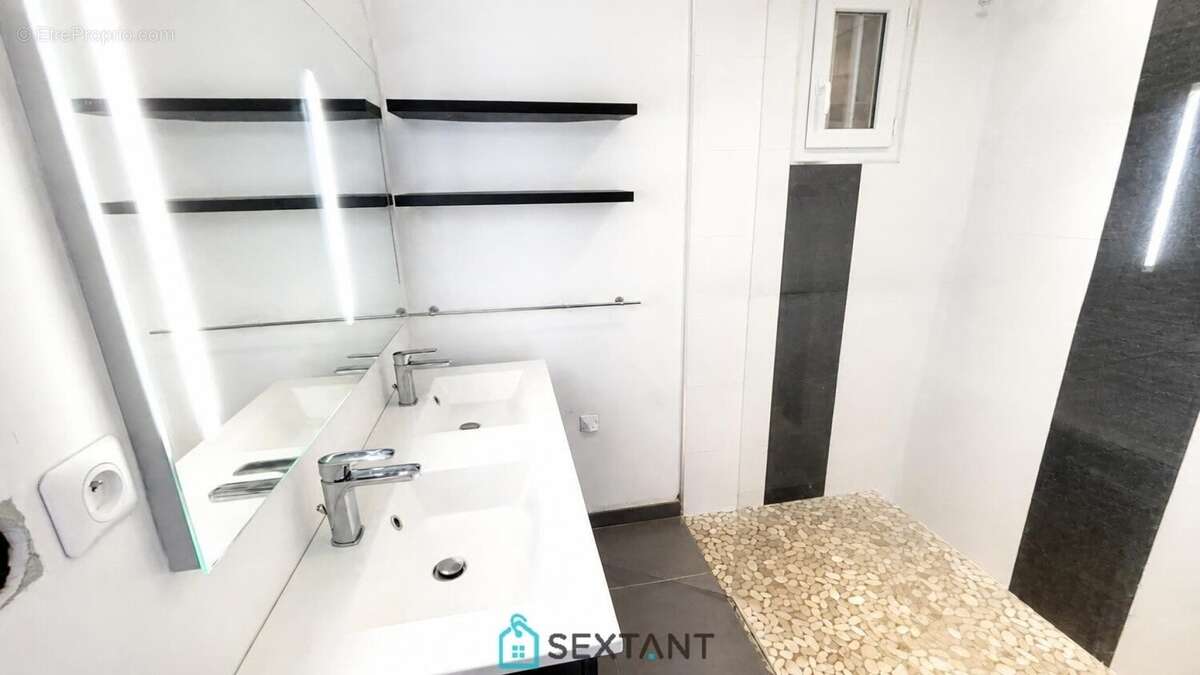 Maison familiale récente 4 chambres  113 m²  Terrain de 1 515 m²  Valletot (27350) - photo 7