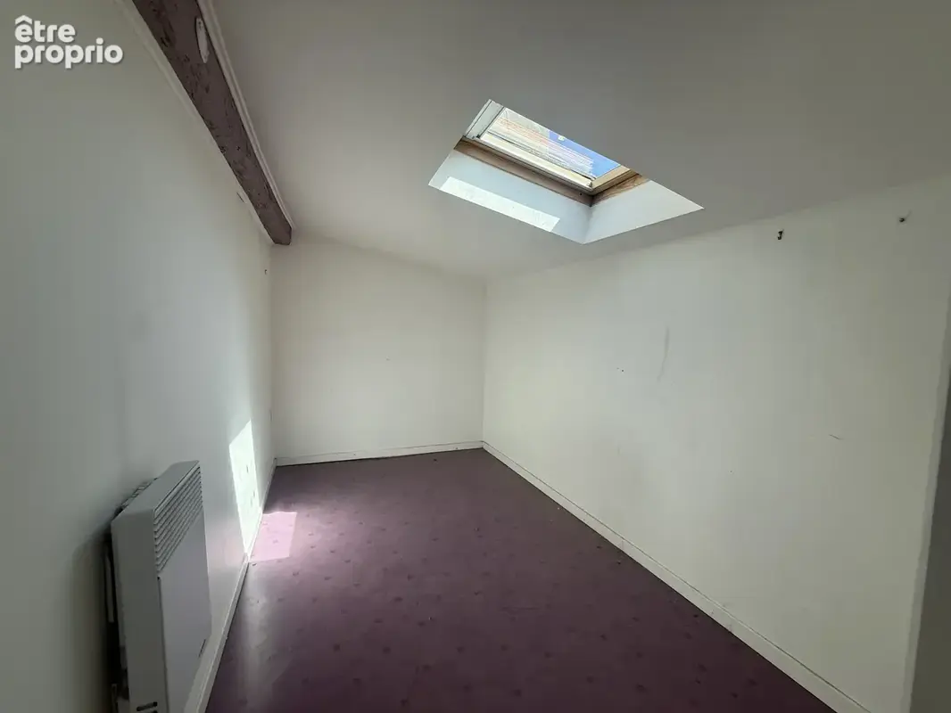 Immeuble à rénover avec patio intérieur et garage - photo 17
