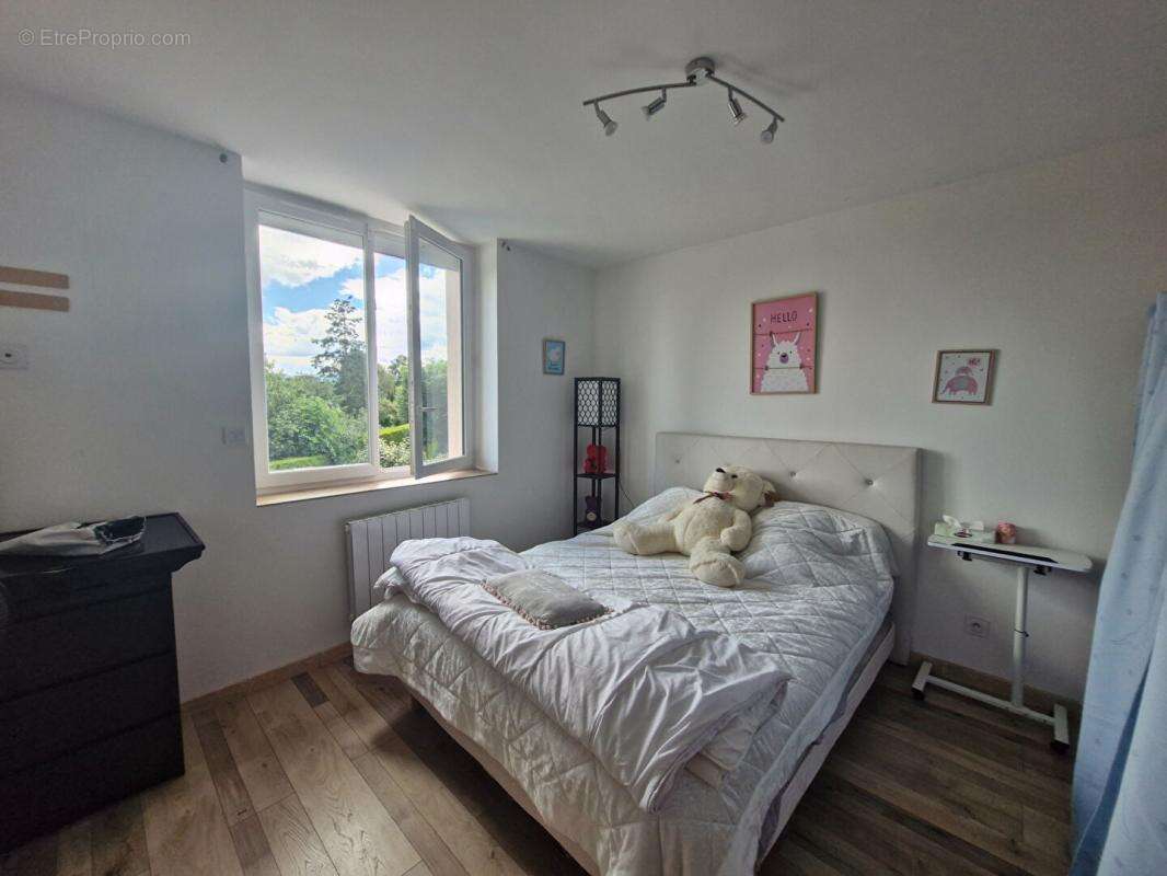 Riorges - belle maison - photo 10