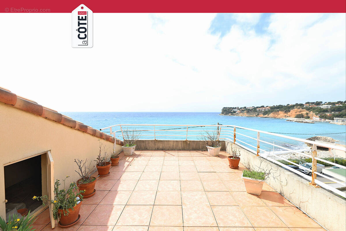 Appartement à CARRY-LE-ROUET