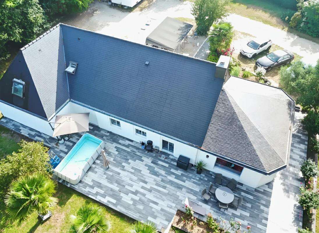 Maison à MOLAC